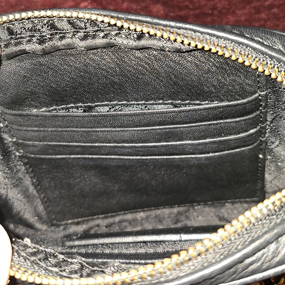 MICHAEL Michael Kors Jet Set Black Pebbled Leather Crossbody. EUC - Picture 12 of 14